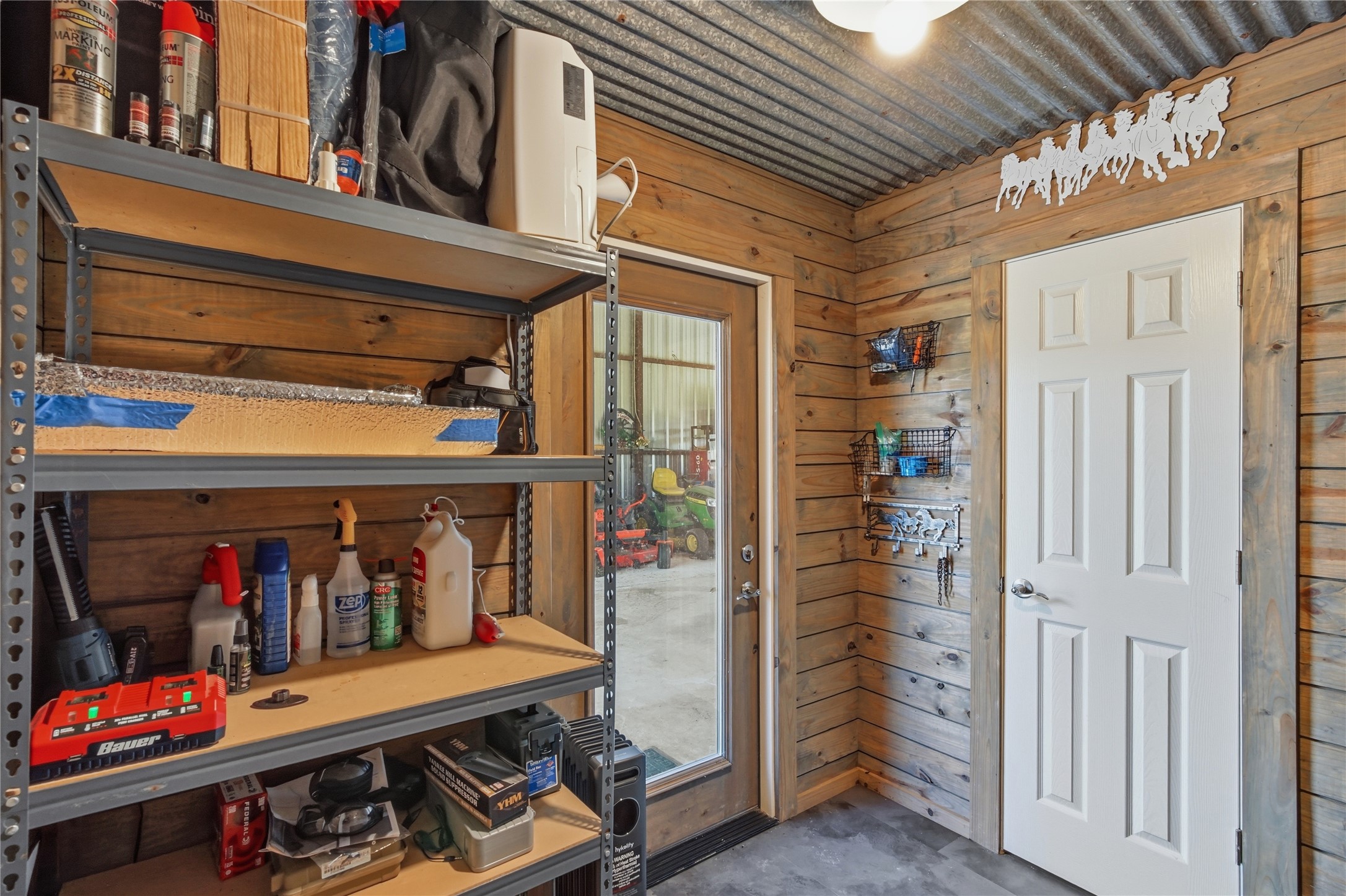 681 Emma Road Oakhurst, TX 77359 - Photo 25 of 30 Tack room