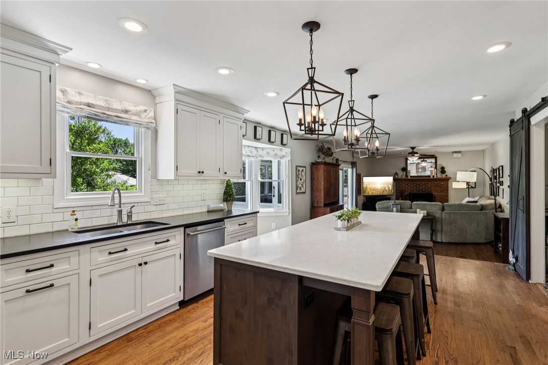 19075 Ridgeview Trail Chagrin Falls, OH 44023 - Photo 12 of 42 Lovely kitchen with center island