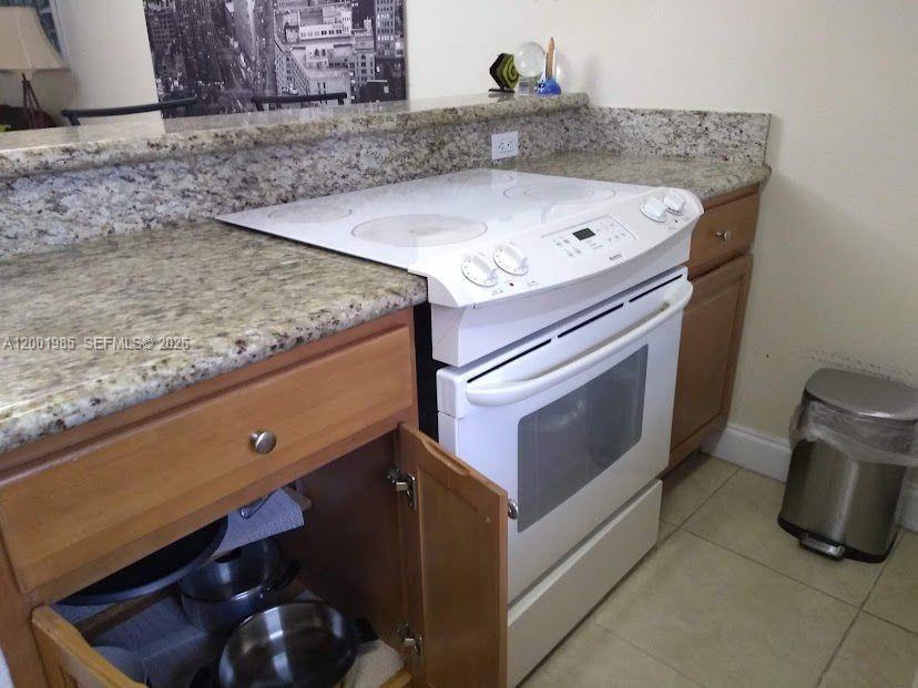 7530 Southwest 82nd Street, Unit G102 Miami, FL 33143 - Photo 2 of 9