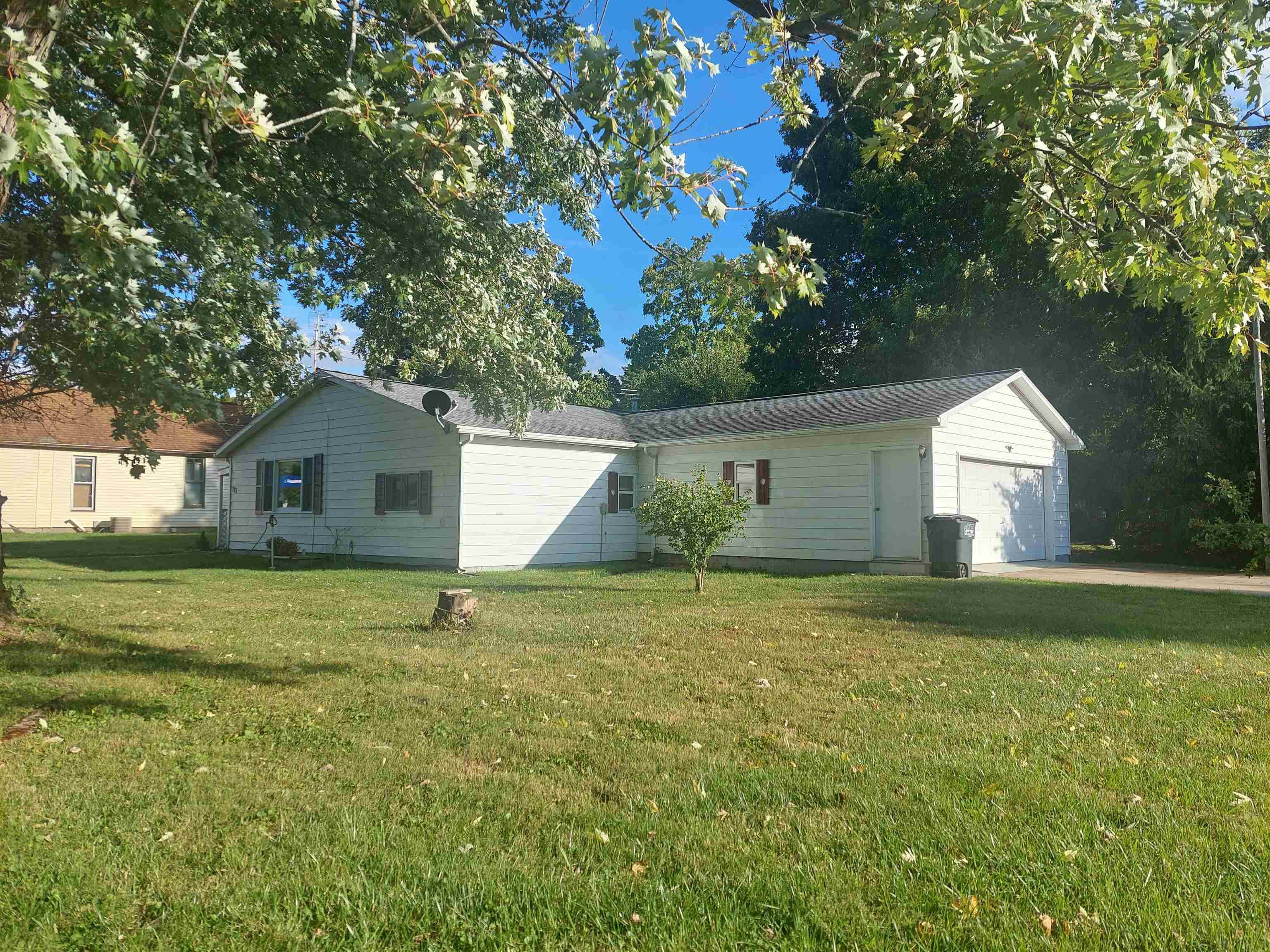 175 Jefferson Street Rome City, IN 46784 - Photo 3 of 26