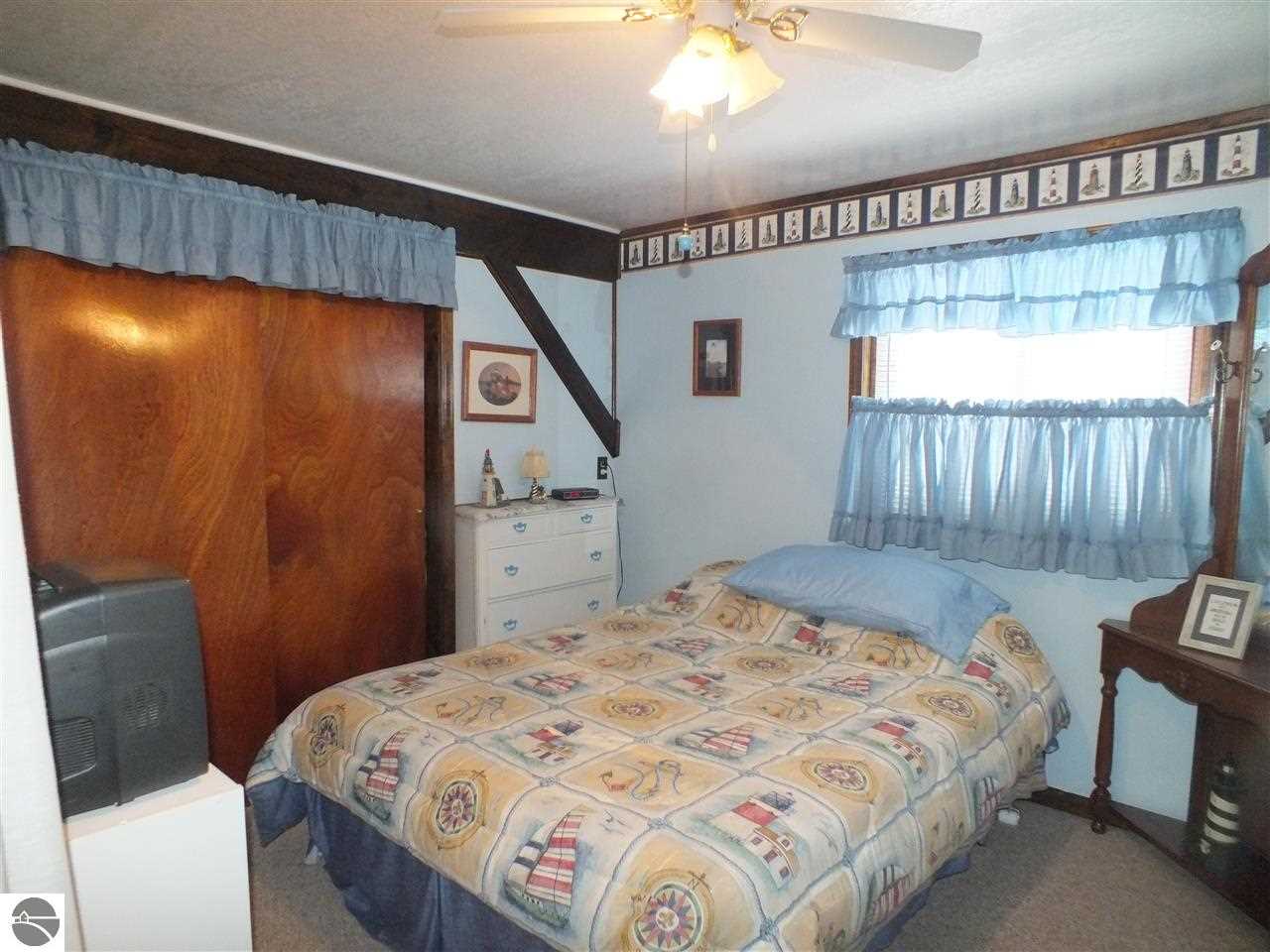 4301 Lund Road Southwest Fife Lake, MI 49633 - Photo 22 of 30 1794918-22.JPG