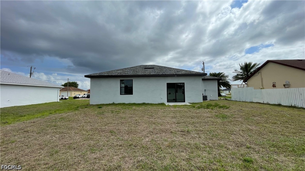 528 Raintree Street East Lehigh Acres, FL 33974 - Photo 7 of 8