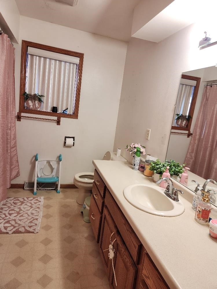 1719 Foothill Avenue Schofield, WI 54476 - Photo 10 of 39