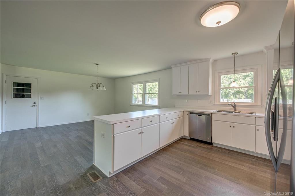 2377 Old Field Road Gastonia, NC 28056 - Photo 15 of 29 Gallery Image 15