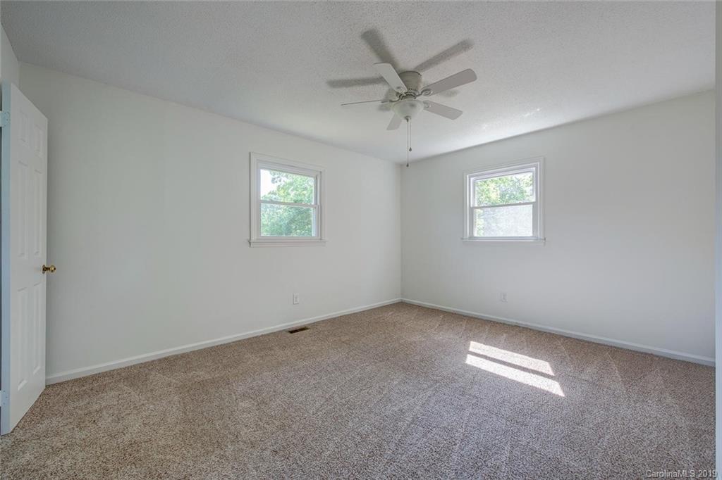 2377 Old Field Road Gastonia, NC 28056 - Photo 17 of 29 Gallery Image 17