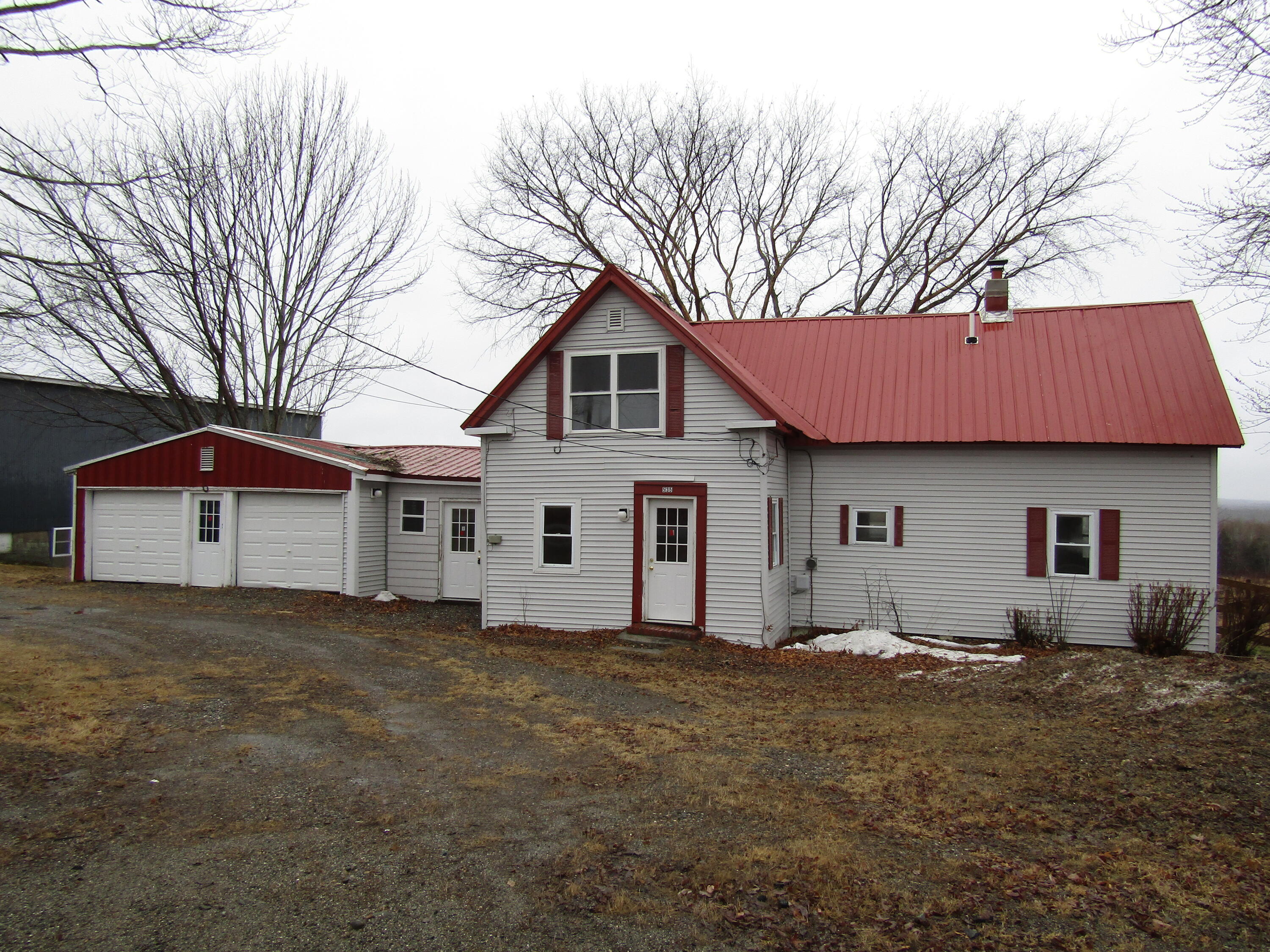 535 Enfield Road Lincoln, ME 04457 - Photo 2 of 19 IMG_2067