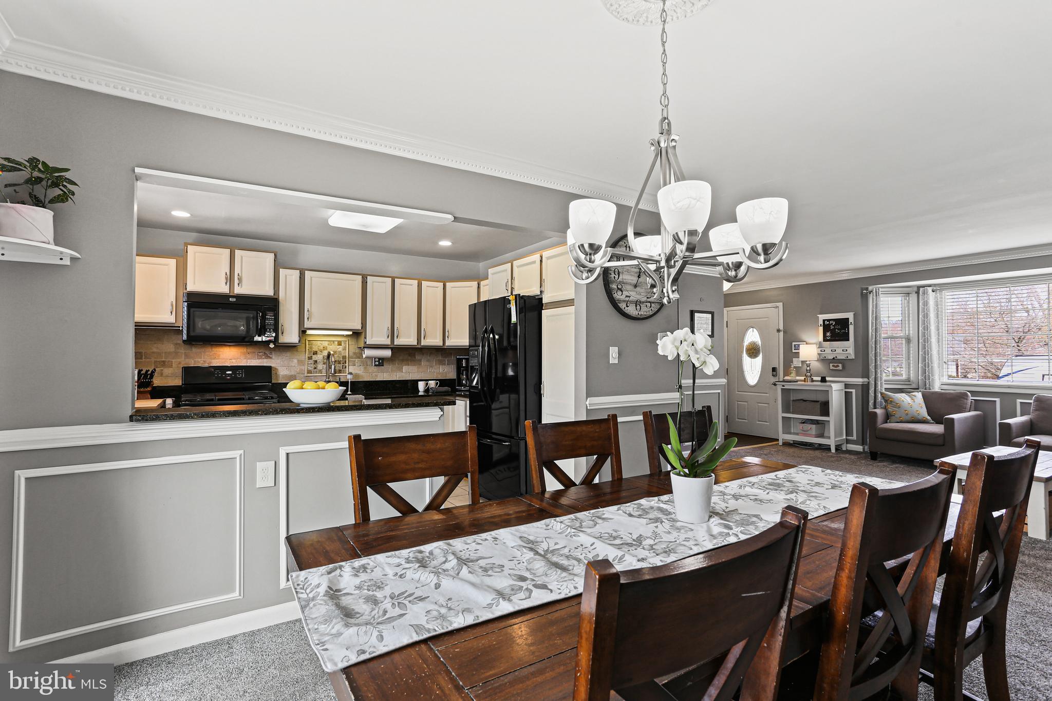 4302 Robert Court Silver Spring, MD 20906 - Photo 8 of 39