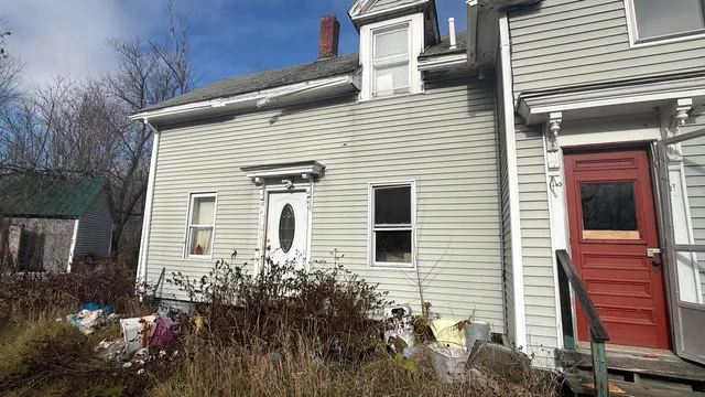 $100,000 | 20 Main Street, Sangerville, ME 04479