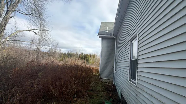 $50,000 | 20 Main Street, Sangerville, ME 04479