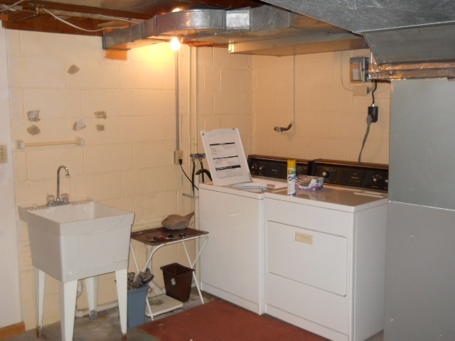 2121 Boulevard Street Rochester, IN 46975 - Photo 4 of 6 Gallery Image 4