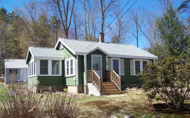 $185 | 65 Lakeview Avenue, Bristol, NH 03222