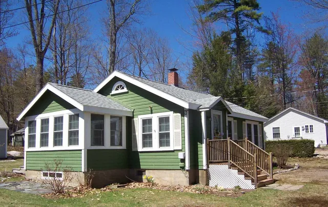 $185 | 65 Lakeview Avenue, Bristol, NH 03222