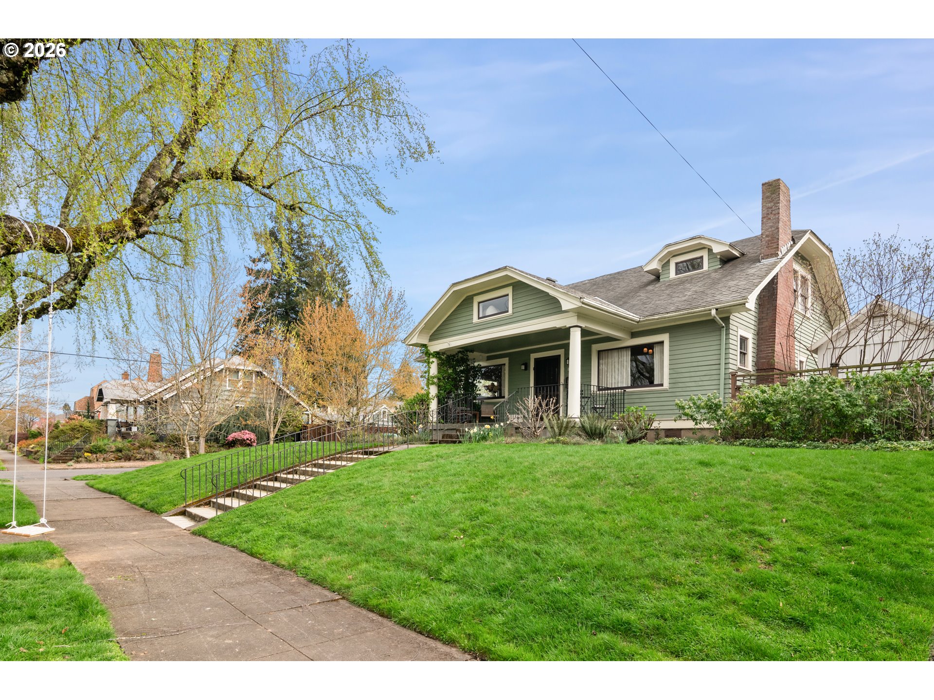 1806 North Terry Street Portland, OR 97217 - Photo 2 of 48 Front Yard