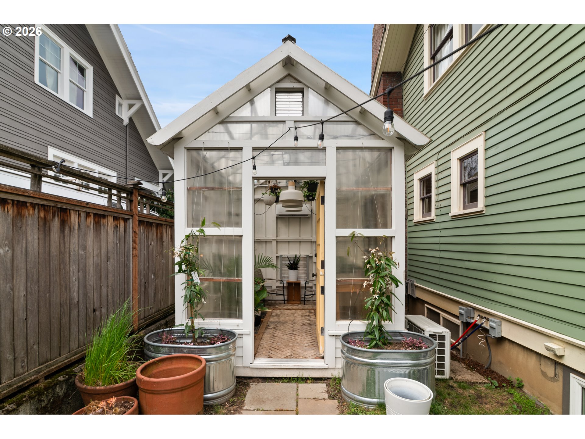1806 North Terry Street Portland, OR 97217 - Photo 43 of 48 Greenhouse