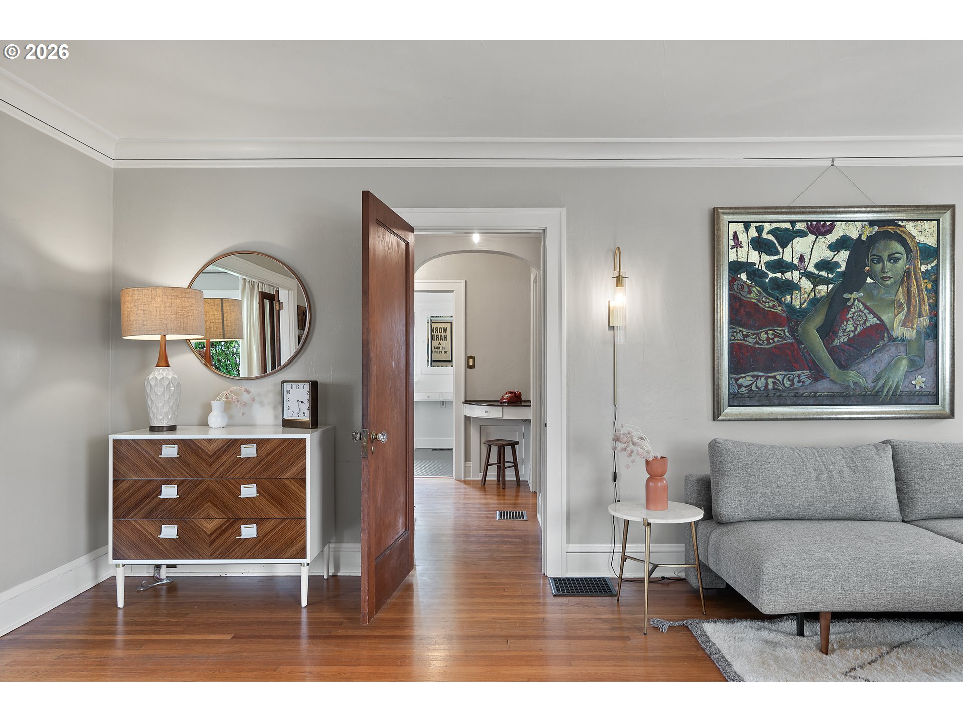 1806 North Terry Street Portland, OR 97217 - Photo 6 of 48 Living Room/Entrance