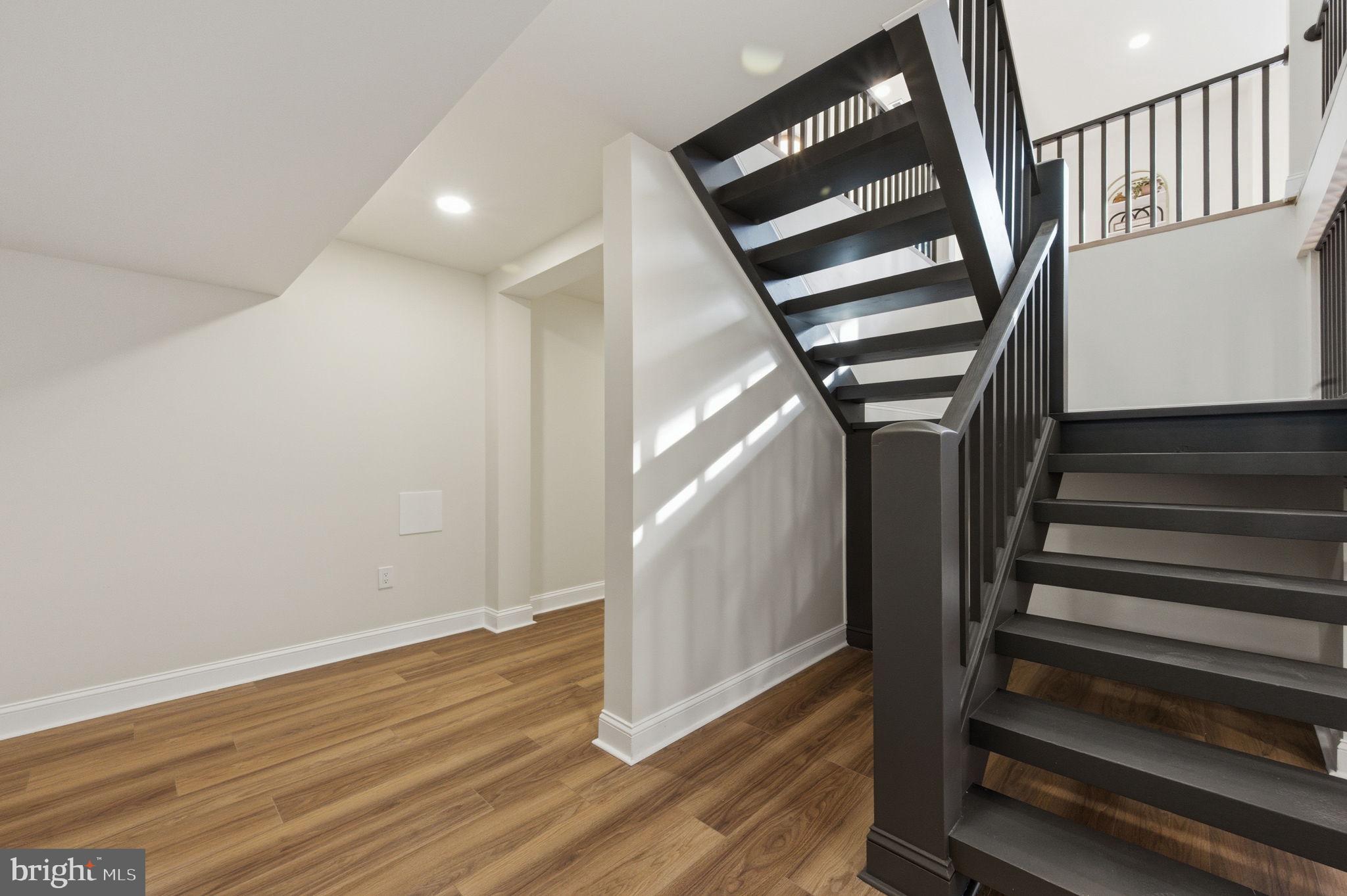 4 Meteor Lane Newark, DE 19711 - Photo 26 of 56 a view of entryway