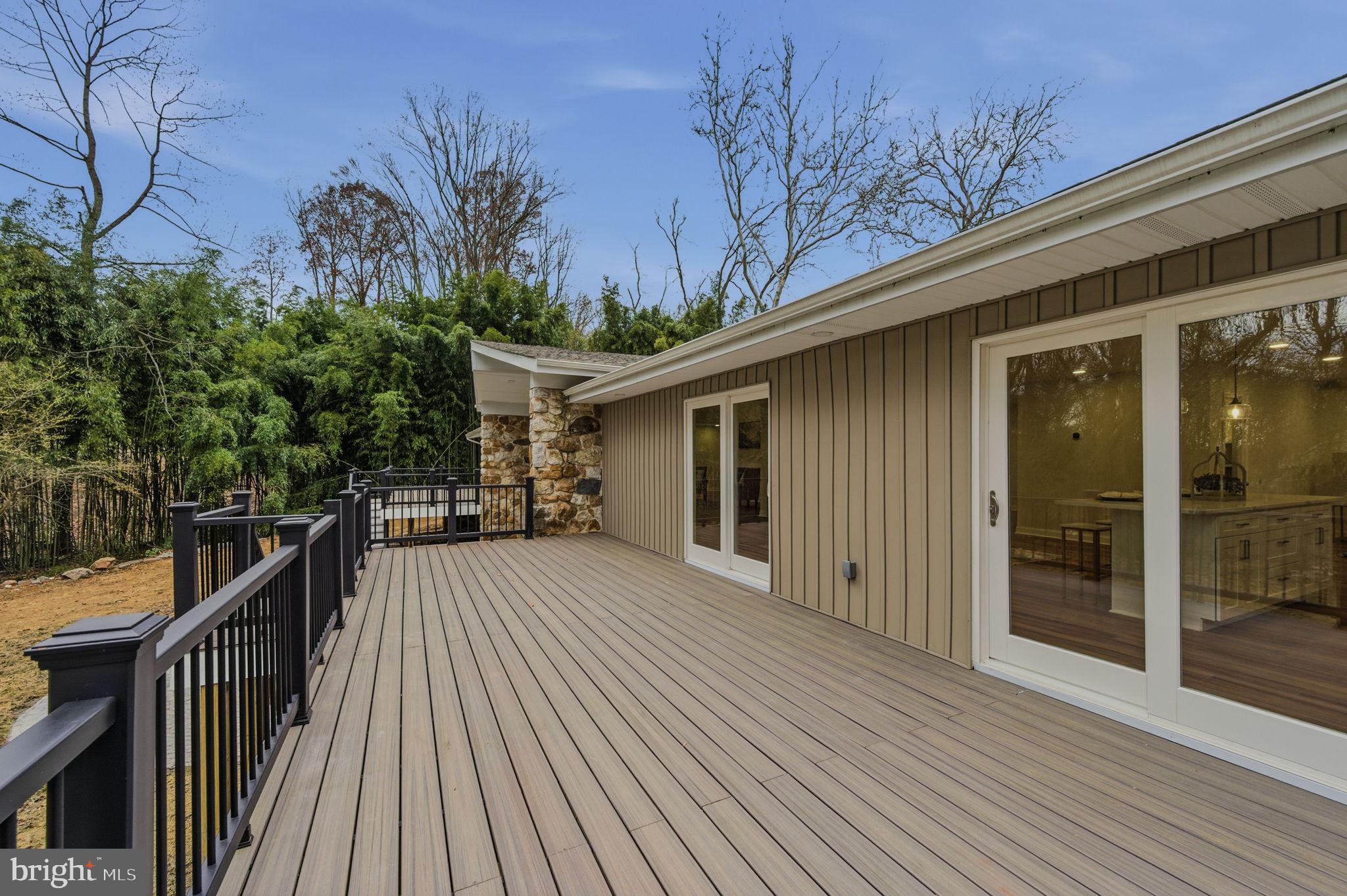 4 Meteor Lane Newark, DE 19711 - Photo 48 of 56 a porch with seating space