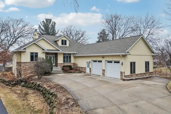 $919,900 | N4371 County Road V, Poynette, WI 53955