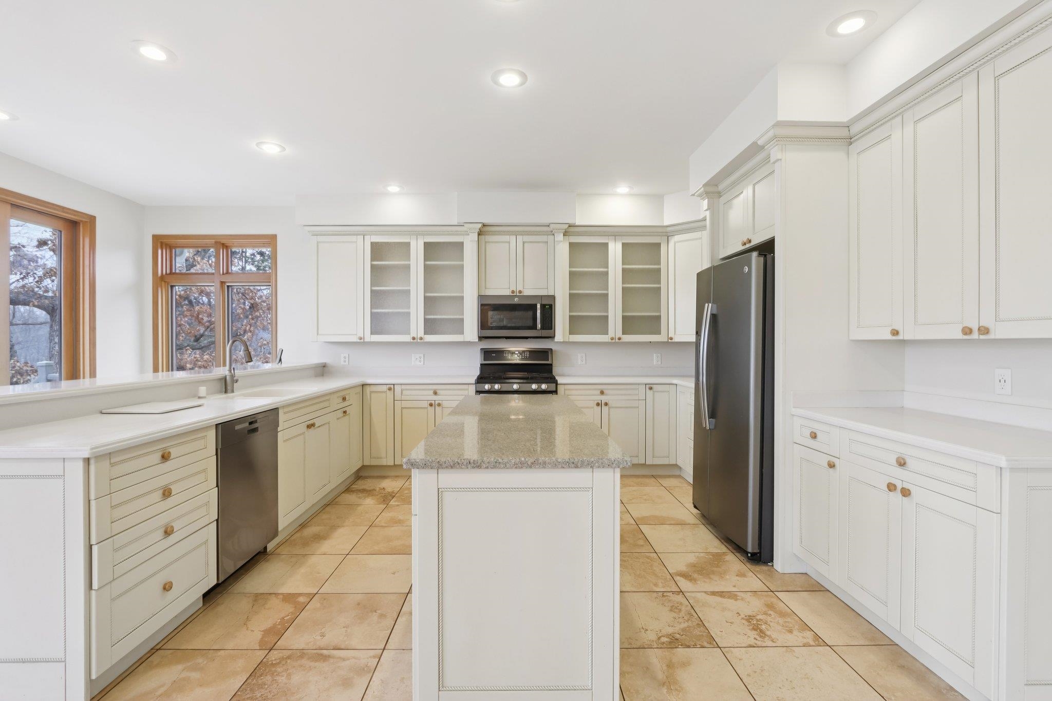 N4371 County Road V Poynette, WI 53955 - Photo 13 of 72