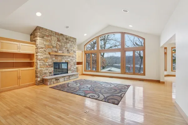 $919,900 | N4371 County Road V, Poynette, WI 53955