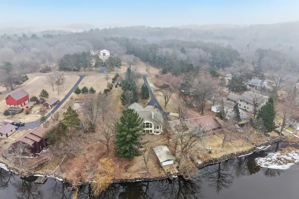 $919,900 | N4371 County Road V, Poynette, WI 53955