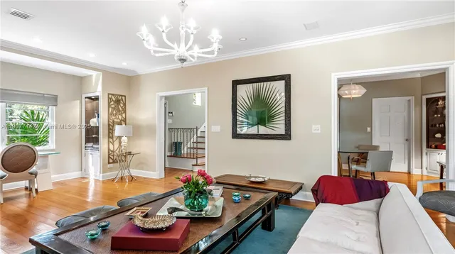 $4,800,000 | 4805 Cherokee Avenue, Miami Beach, FL 33140