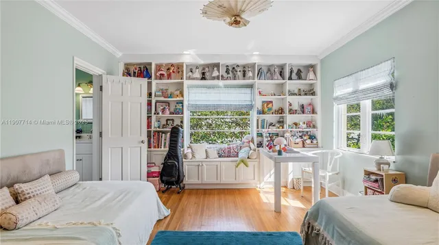 $4,800,000 | 4805 Cherokee Avenue, Miami Beach, FL 33140