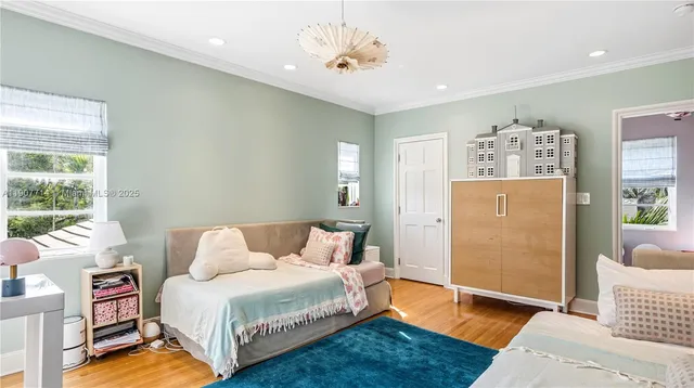 $4,800,000 | 4805 Cherokee Avenue, Miami Beach, FL 33140