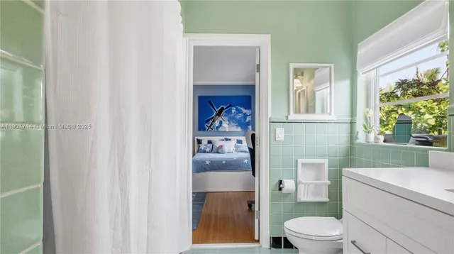 $4,800,000 | 4805 Cherokee Avenue, Miami Beach, FL 33140