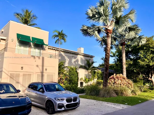$4,800,000 | 4805 Cherokee Avenue, Miami Beach, FL 33140