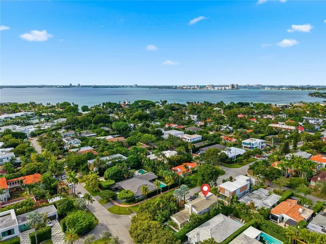 $4,800,000 | 4805 Cherokee Avenue, Miami Beach, FL 33140