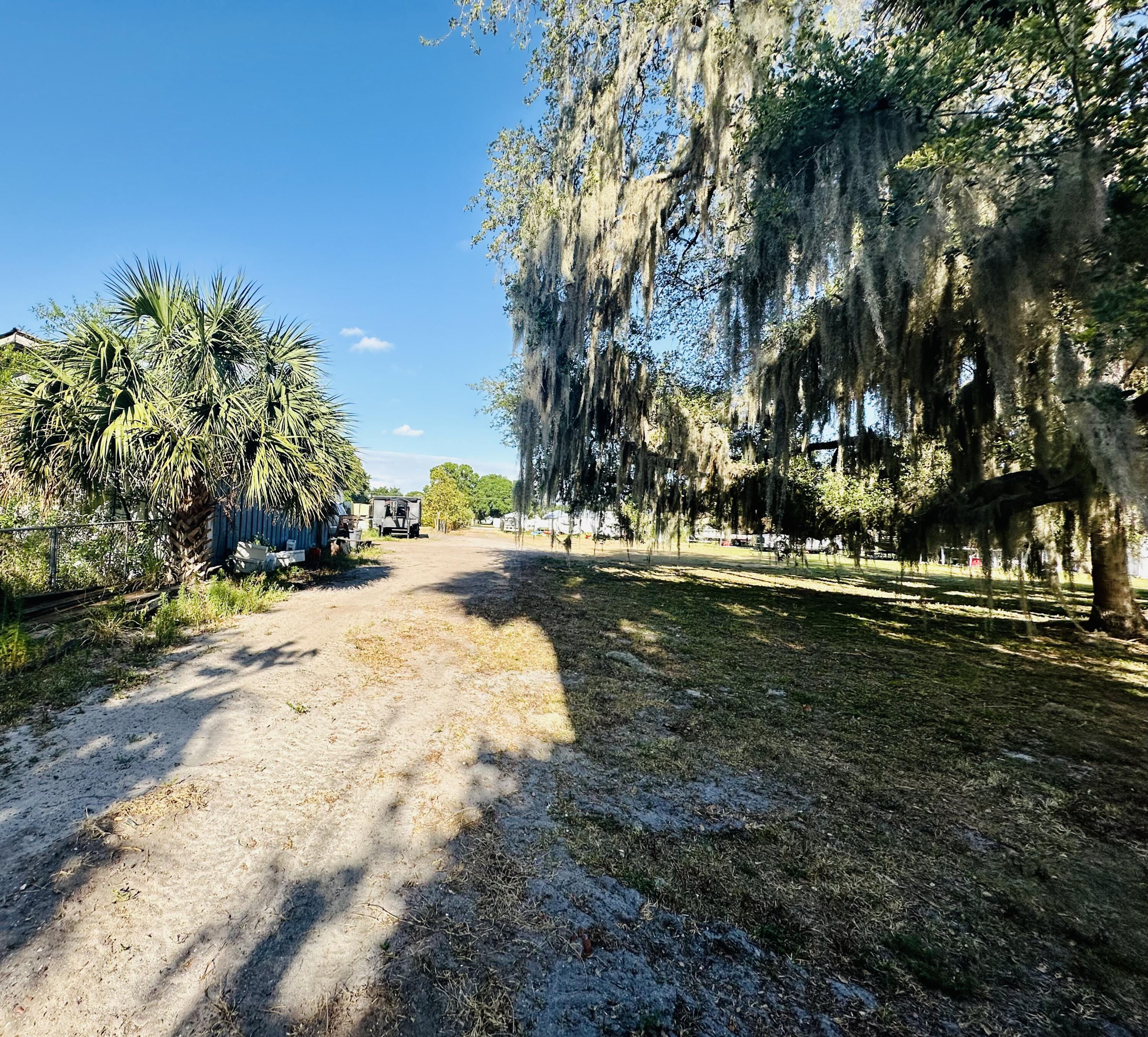 1104 Southwest 11th Street Okeechobee, FL 34974 - Photo 56 of 59 a view of outdoor space with trees