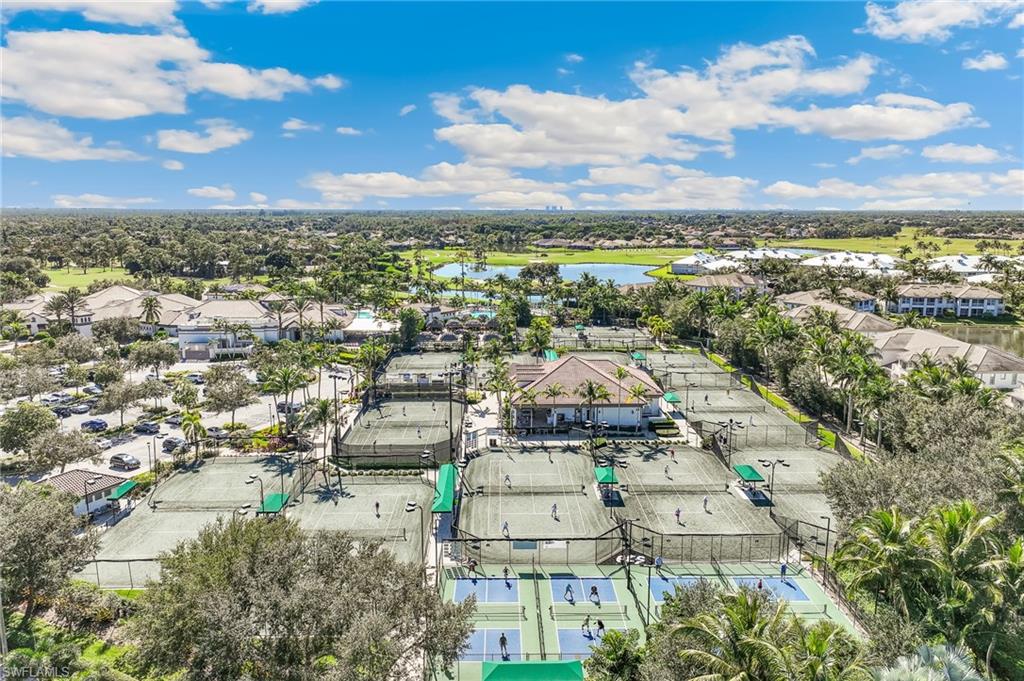7749 Classics Drive Naples, FL 34113 - Photo 35 of 39 Players Club tennis / pickleball courts