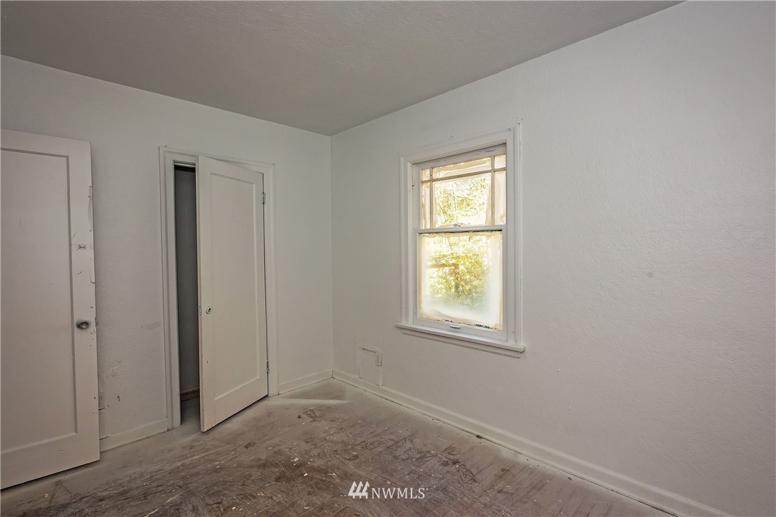 10571 Olalla Valley Road Southeast Olalla, WA 98359 - Photo 15 of 36 Gallery Image 15