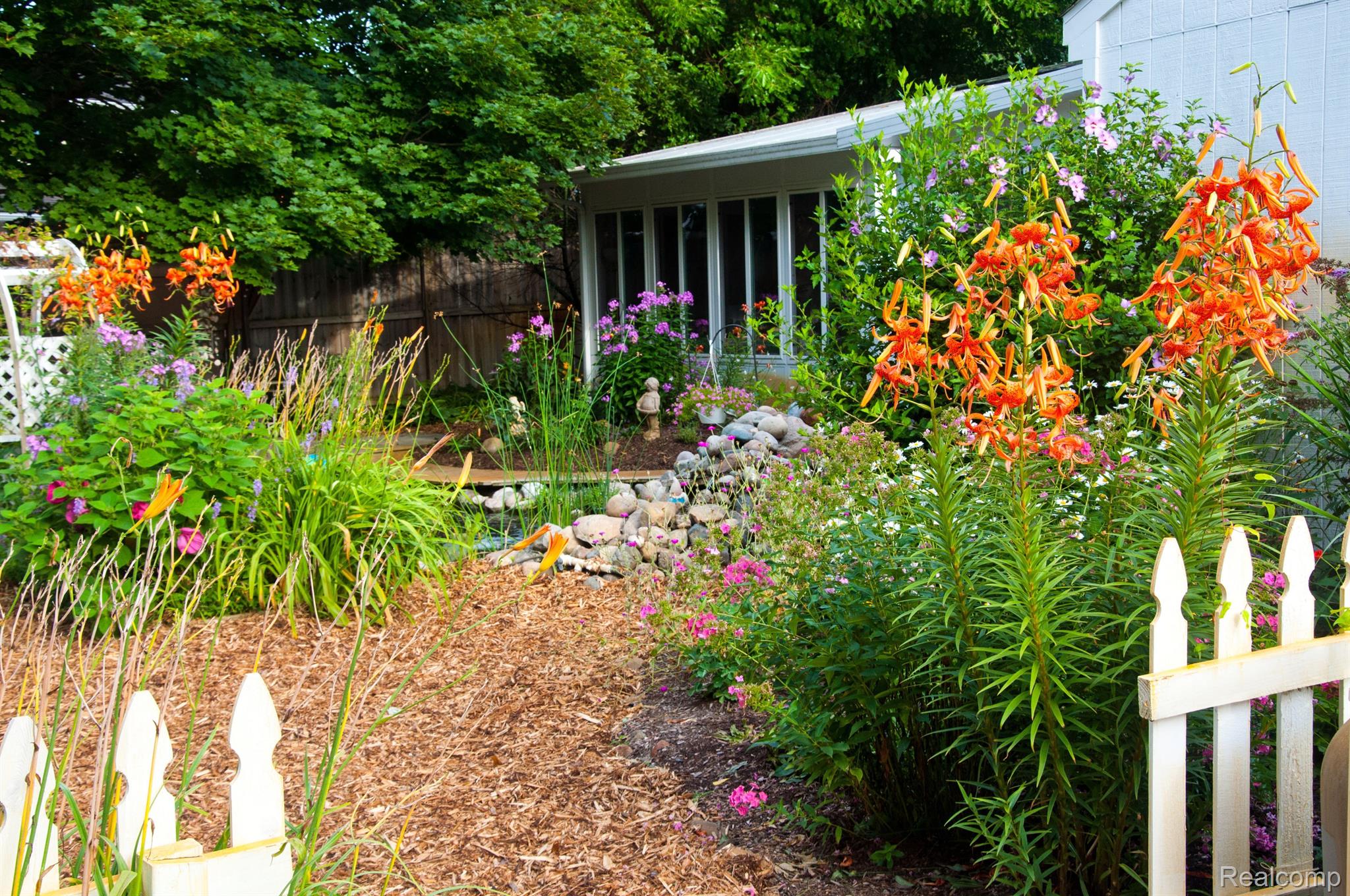 1235 Harding Avenue Rochester, MI 48307 - Photo 36 of 81 Gallery Image 36