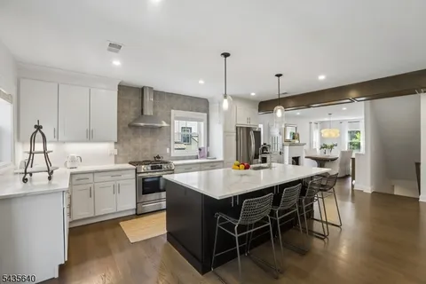 $1,495,000 | 21 Evergreen Place, Maplewood, NJ 07040