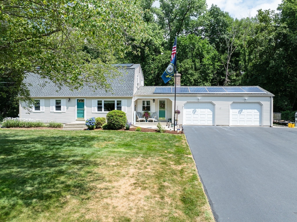 25 Spring Valley Road East Longmeadow, MA 01028 - Photo 1 of 42 Gallery Image 1
