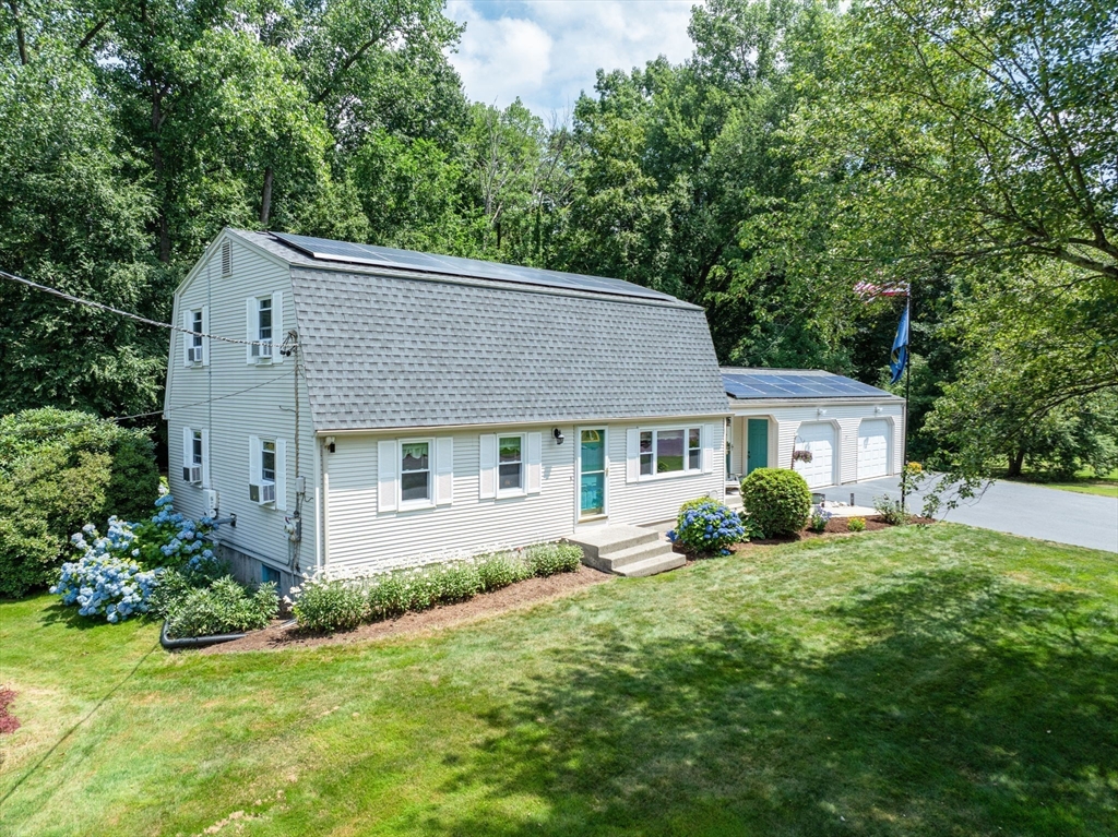 25 Spring Valley Road East Longmeadow, MA 01028 - Photo 3 of 42 Gallery Image 3