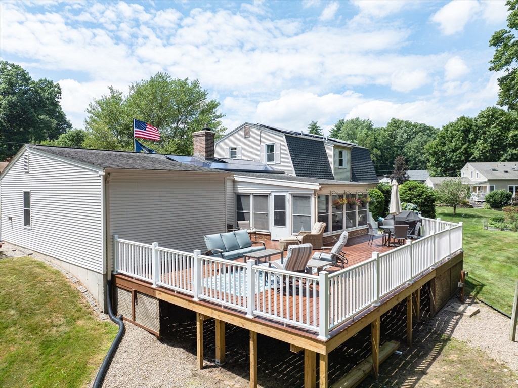 25 Spring Valley Road East Longmeadow, MA 01028 - Photo 4 of 42 Gallery Image 4