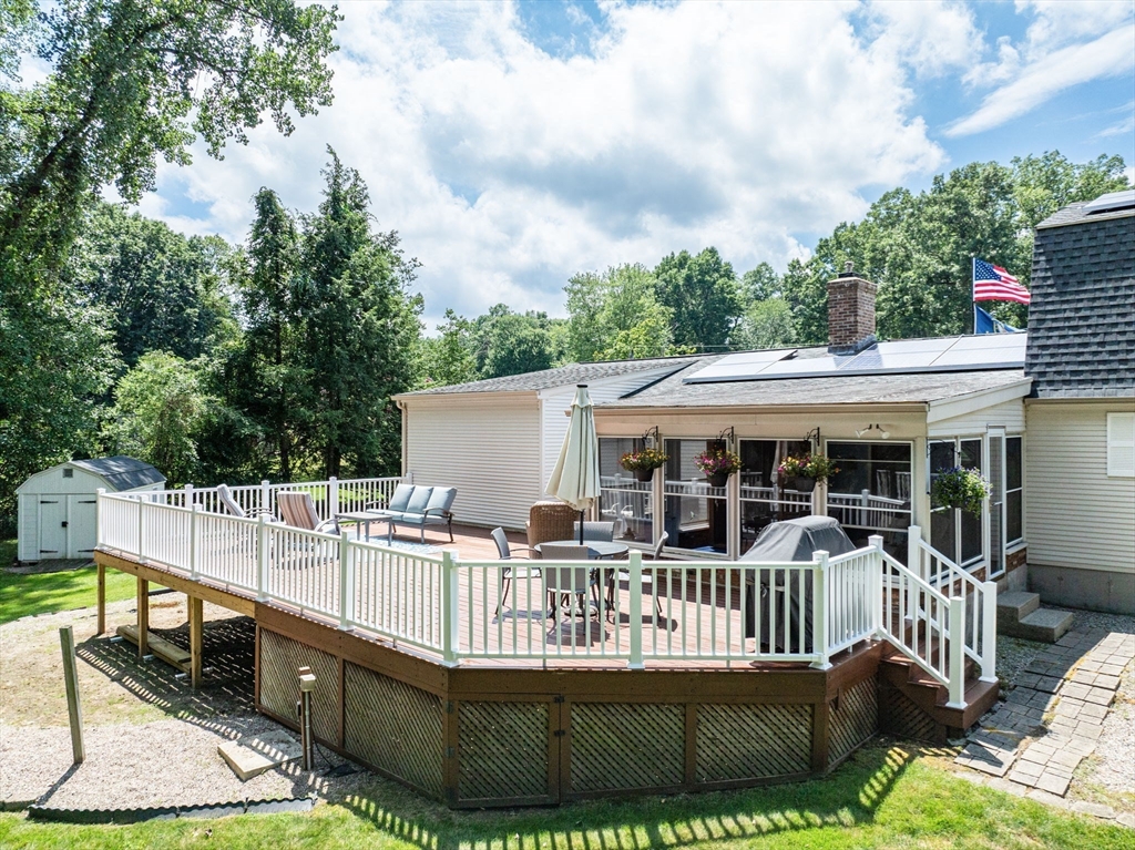 25 Spring Valley Road East Longmeadow, MA 01028 - Photo 5 of 42 Gallery Image 5
