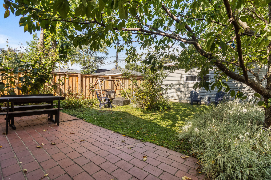 2213 Cleveland Street Evanston, IL 60202 - Photo 17 of 25 Gallery Image 17