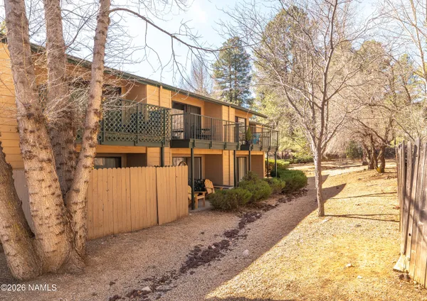 $259,900 | 3200 South Litzler Drive, Unit 4214, Flagstaff, AZ 86005
