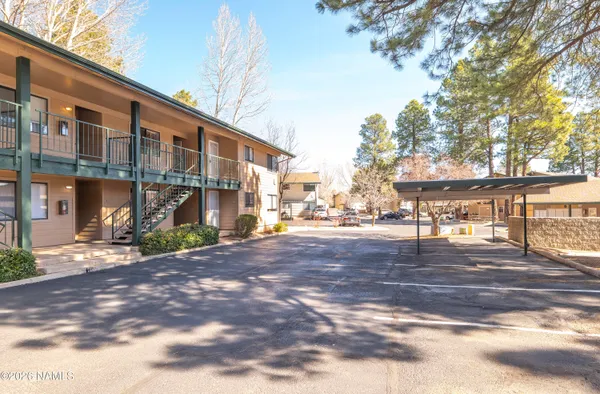 $259,900 | 3200 South Litzler Drive, Unit 4214, Flagstaff, AZ 86005