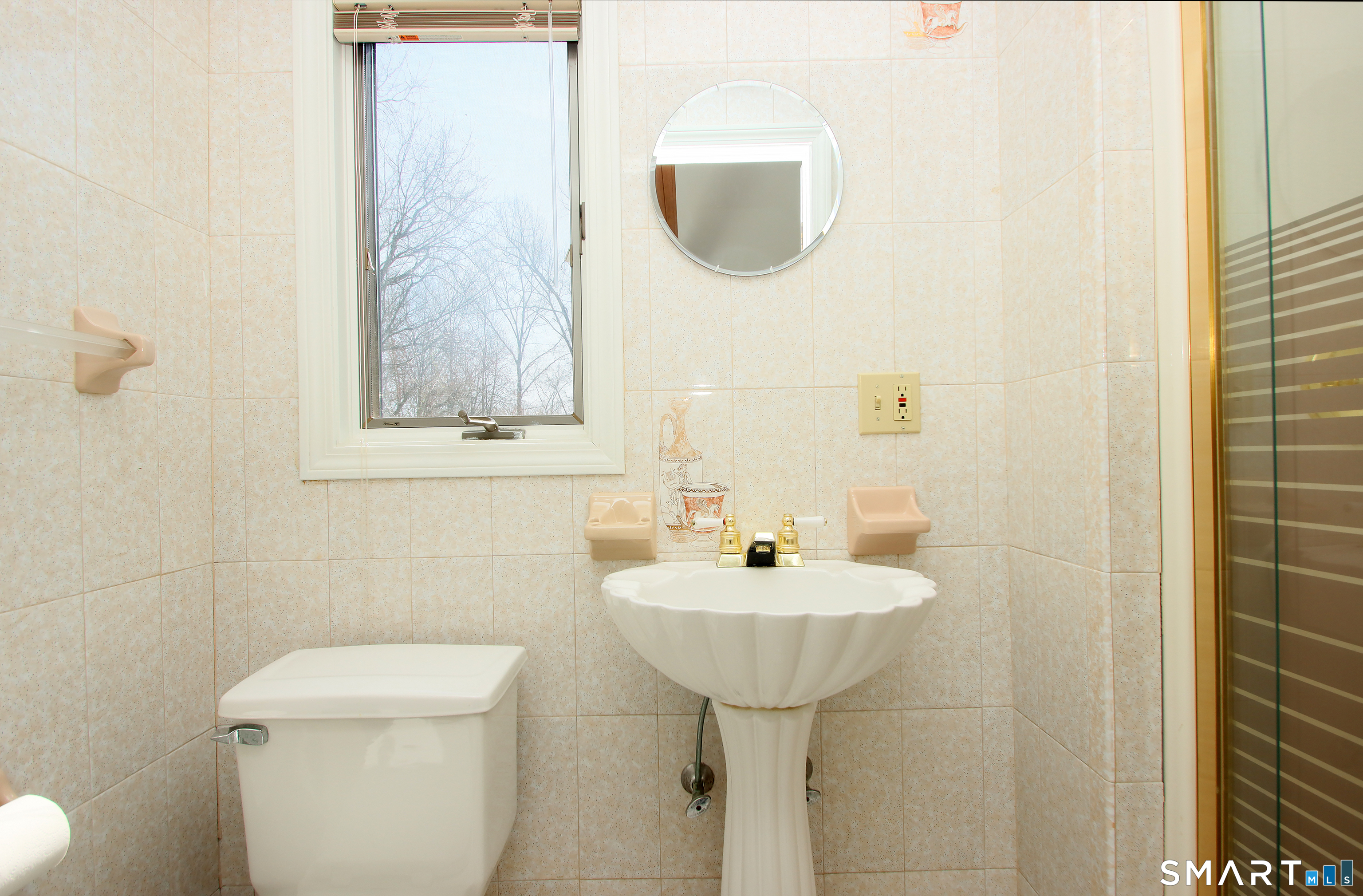 151 Colony Street Hamden, CT 06518 - Photo 12 of 34