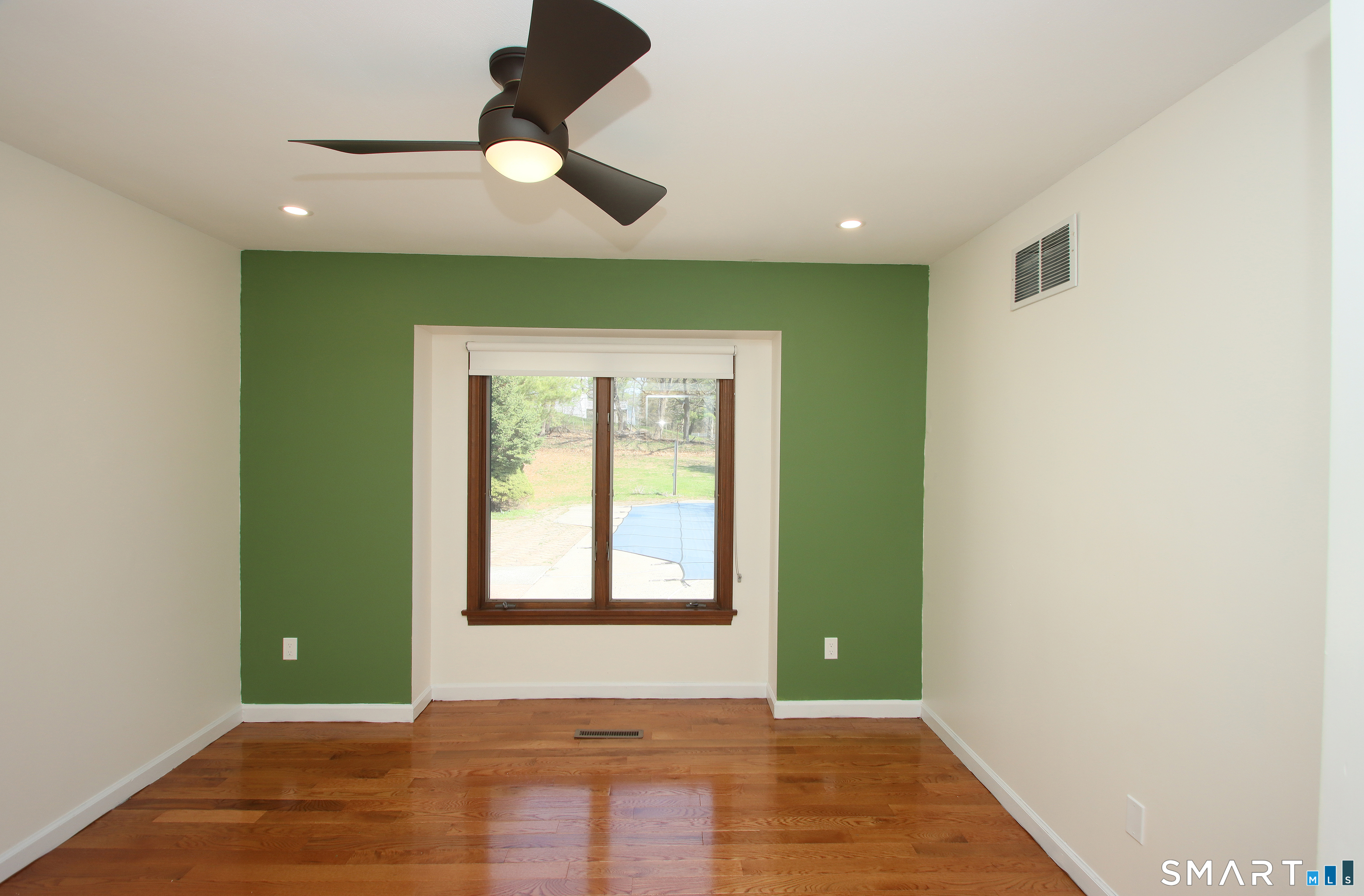 151 Colony Street Hamden, CT 06518 - Photo 13 of 34