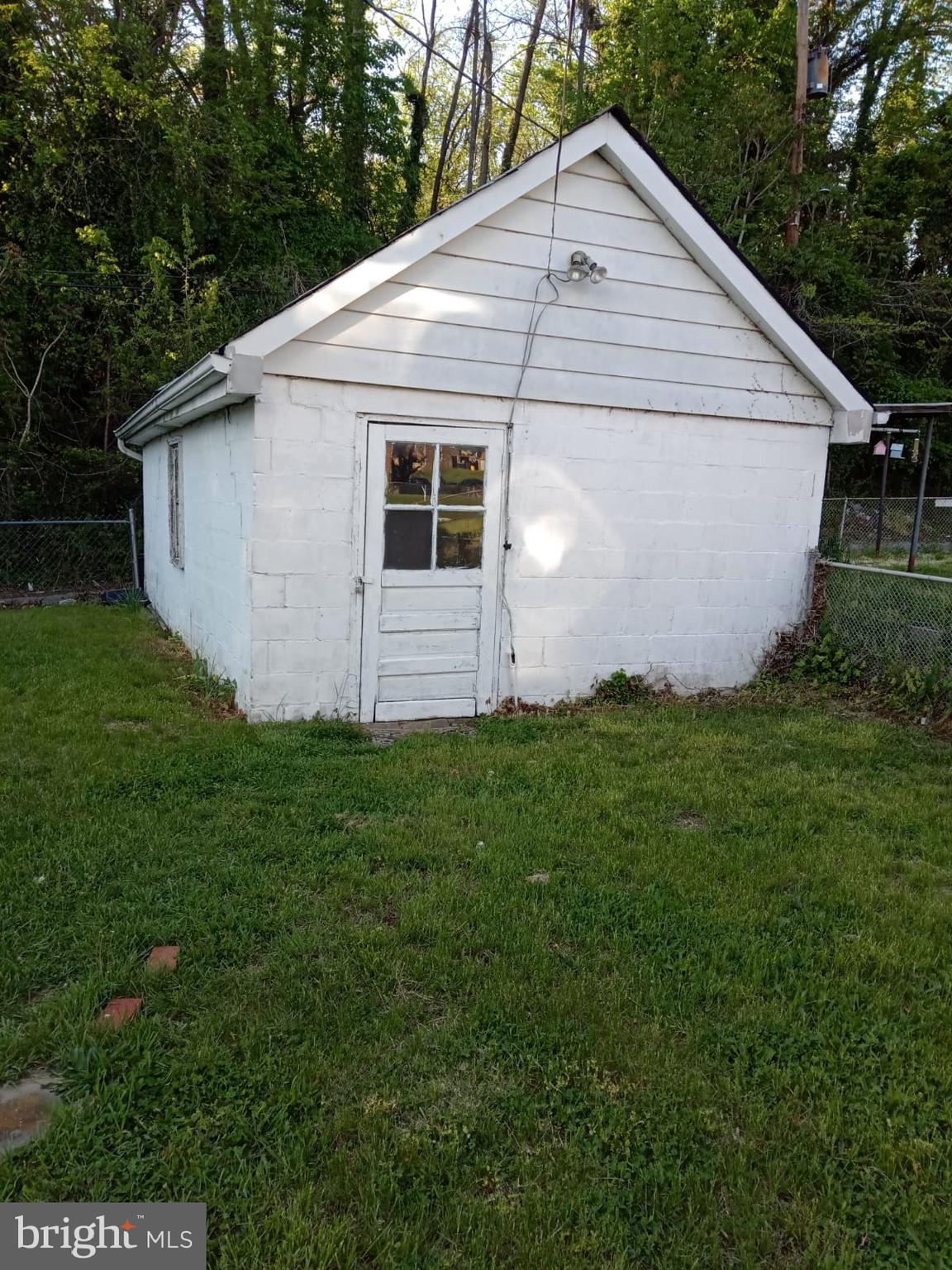 4508 Pen Lucy Road Baltimore, MD 21229 - Photo 9 of 9 Shed