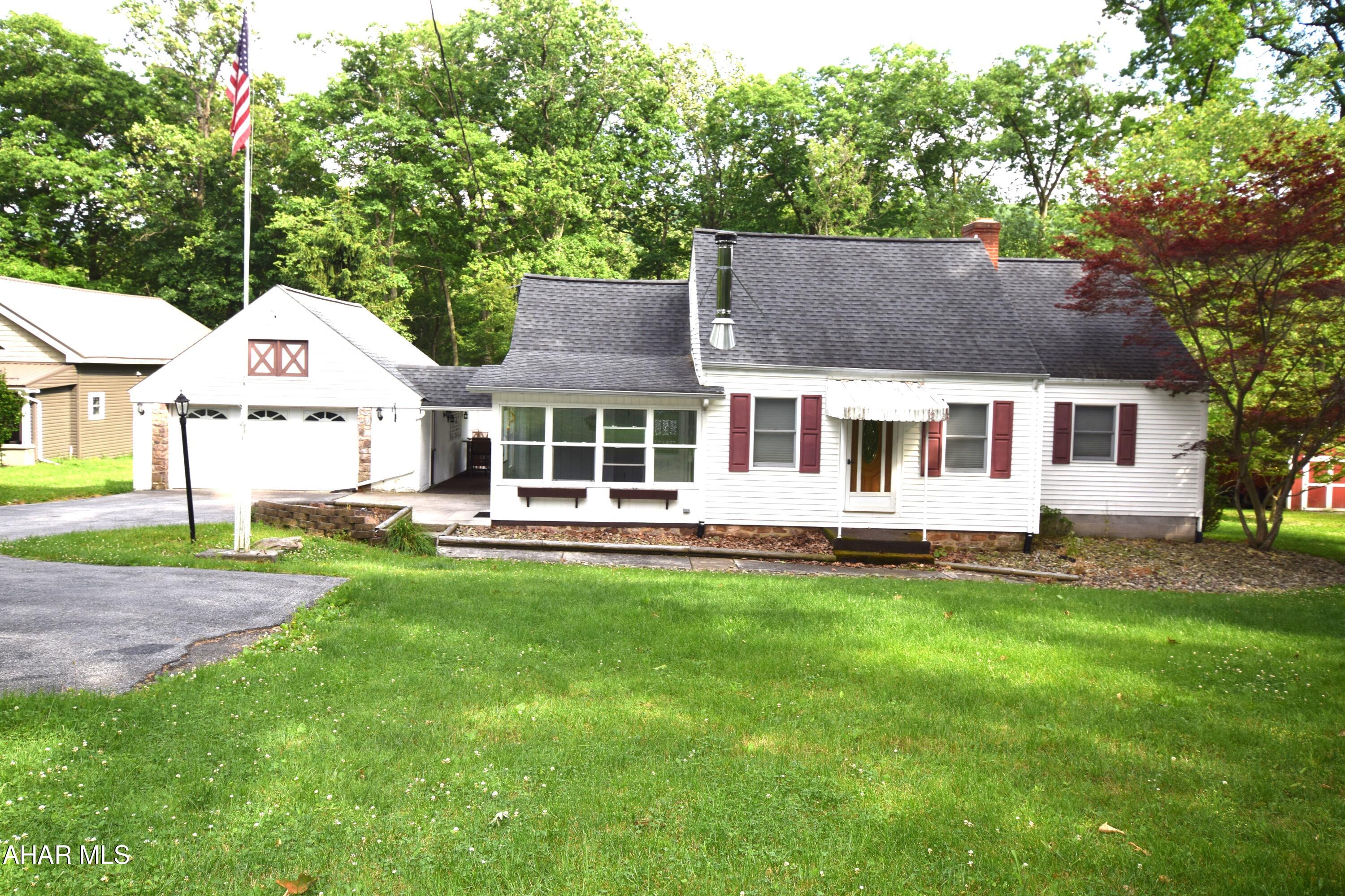 2357 Kettle Road Altoona, PA 16601 - Photo 1 of 19