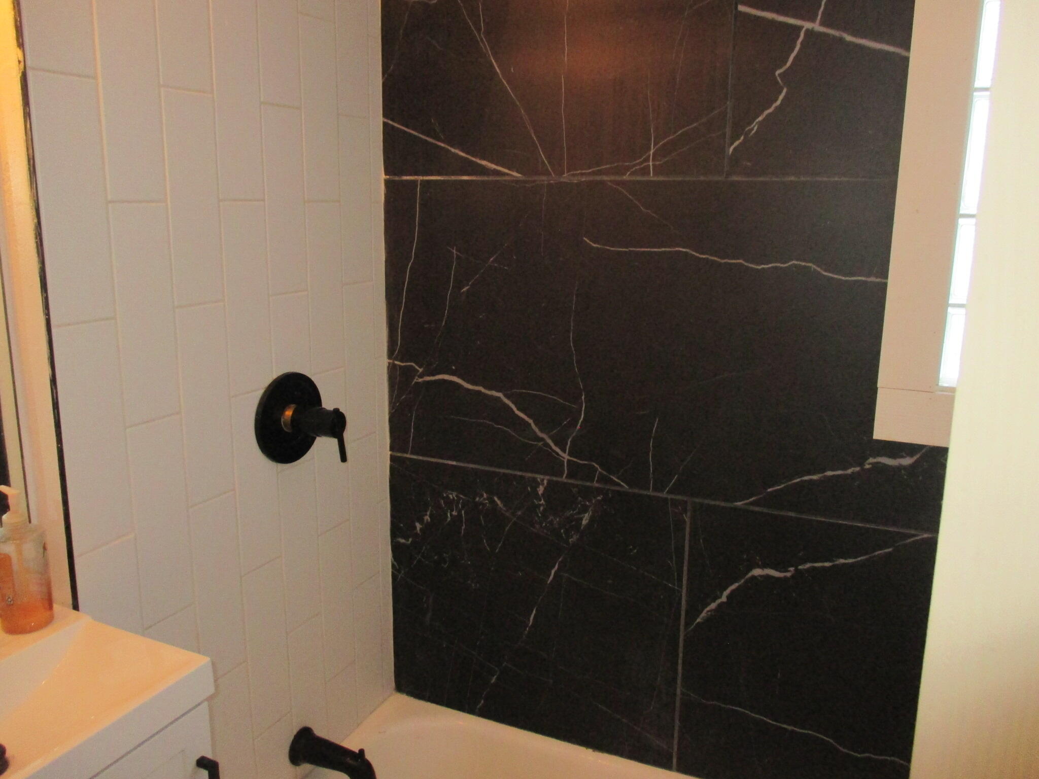 2842 North 16th Street Milwaukee, WI 53206 - Photo 16 of 30 IMG_2851