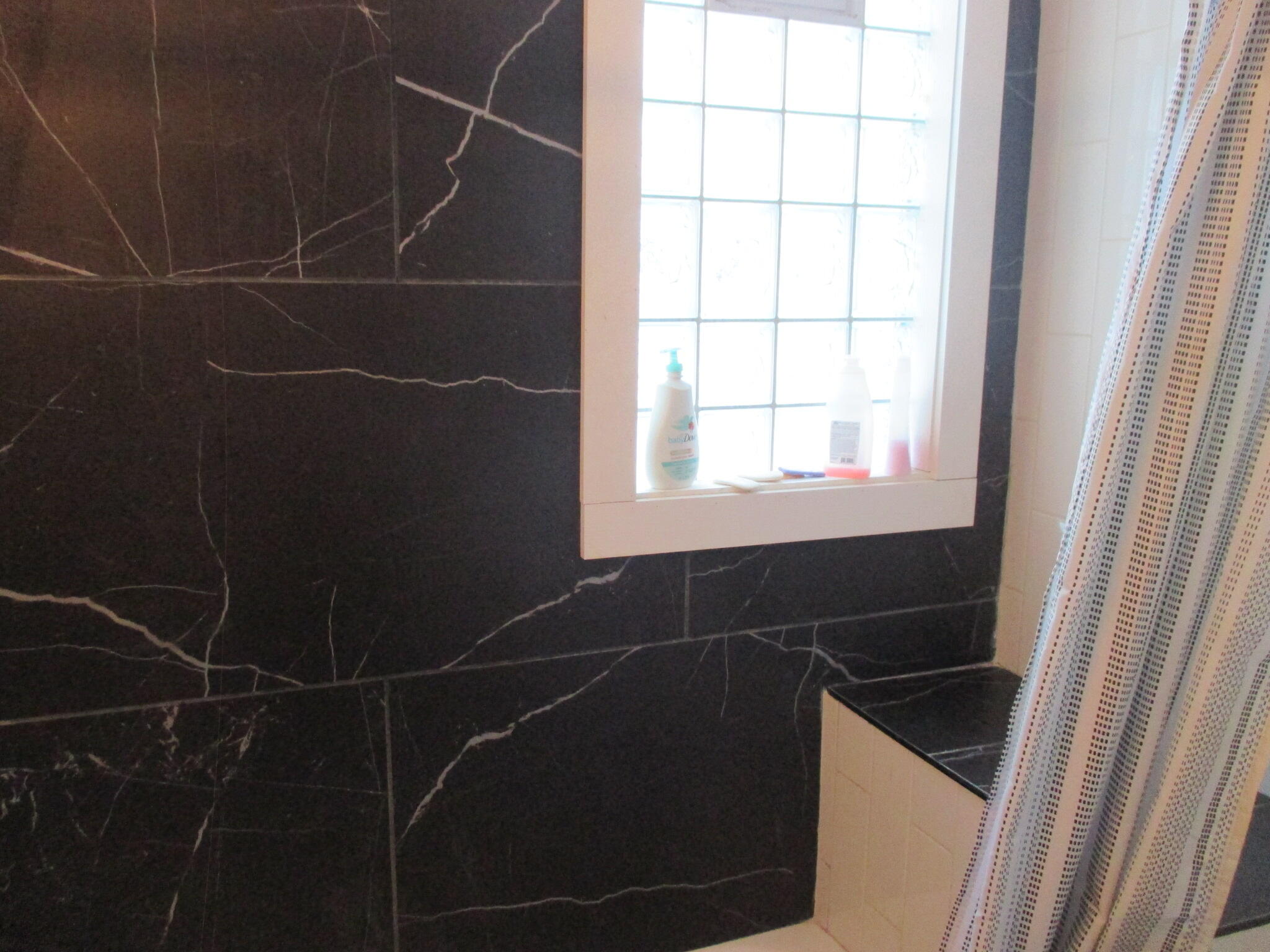 2842 North 16th Street Milwaukee, WI 53206 - Photo 17 of 30 IMG_2852