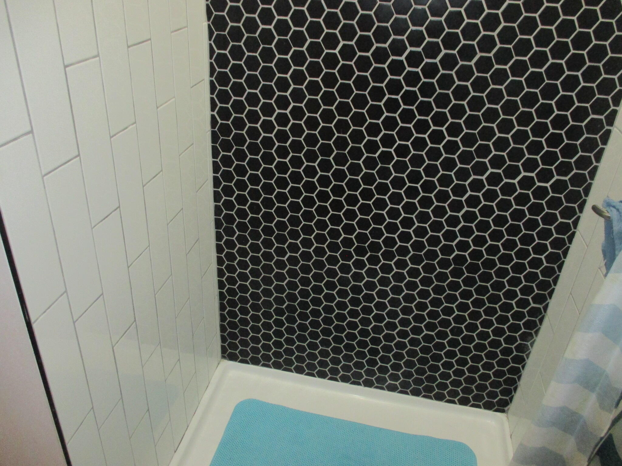 2842 North 16th Street Milwaukee, WI 53206 - Photo 21 of 30 IMG_2856